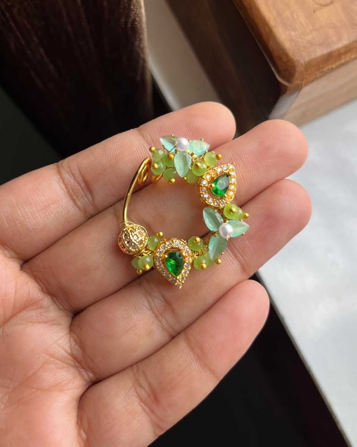 Green Kundan and ad stone Nath