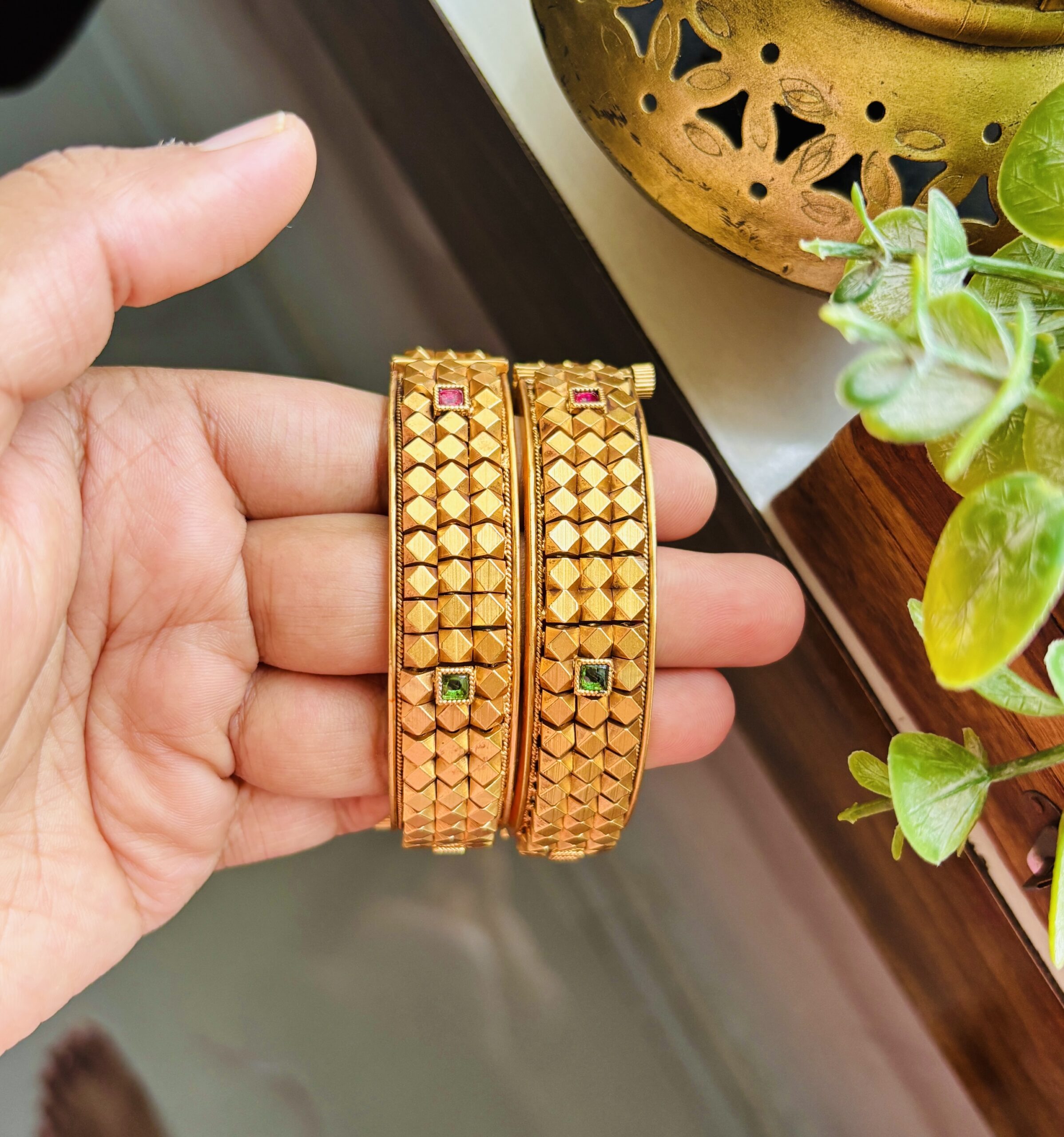 Ashtapailu bangles 2pc