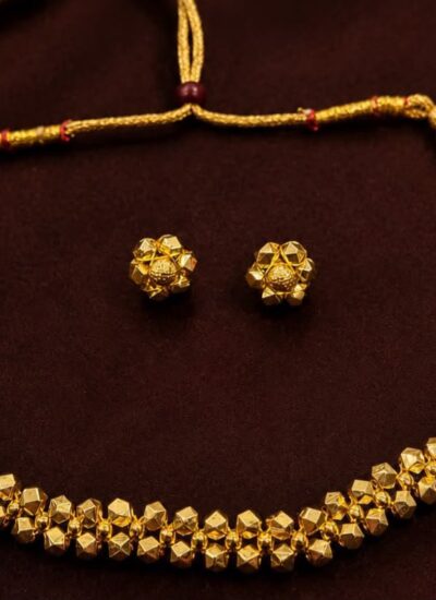 Prem thushi ashtapailu Beads