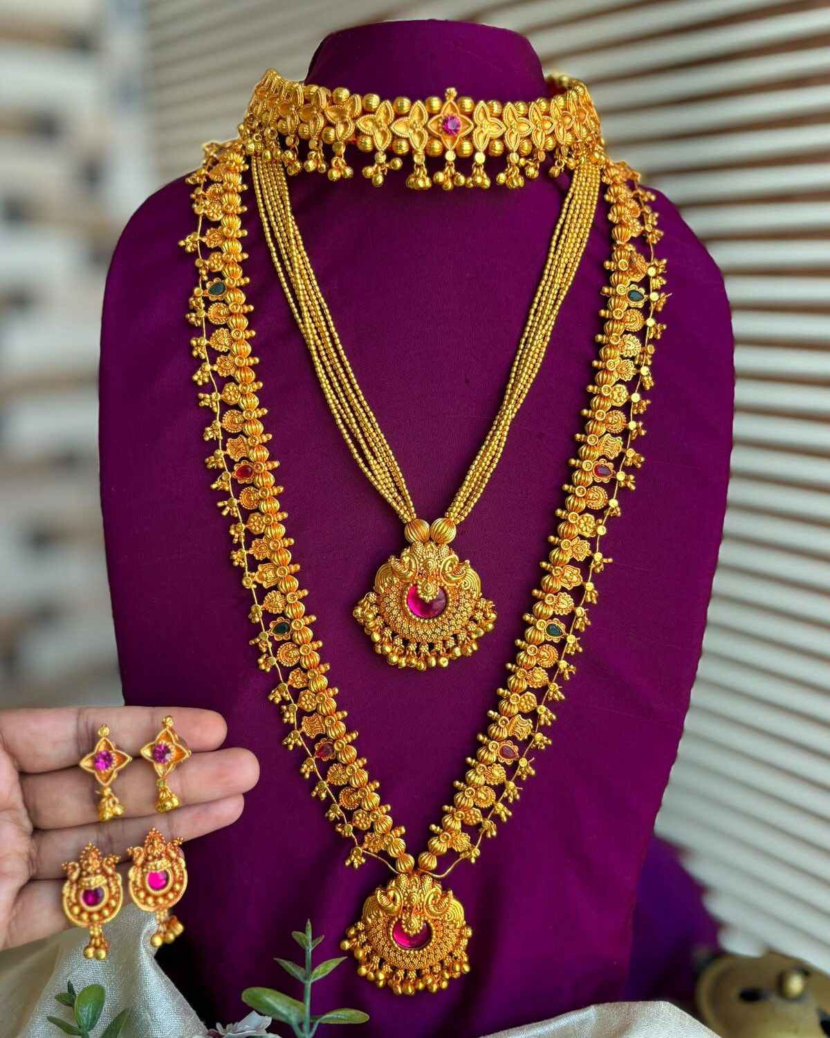 Kolhapuri set