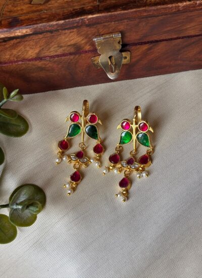 jadau Kundan Bugadi