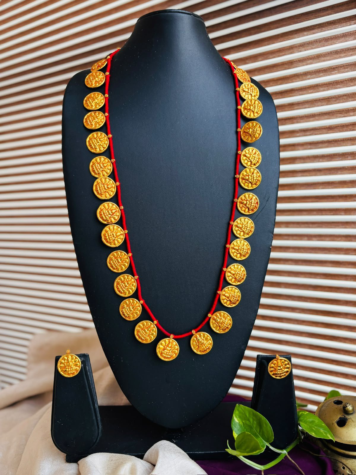 31 Putali haar Long