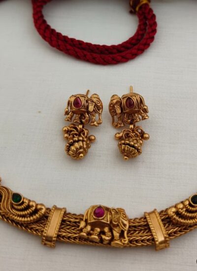 Antique necklace 1